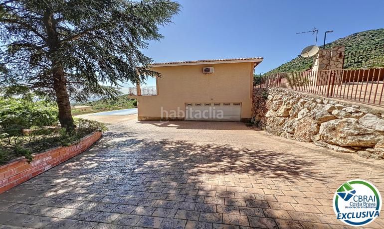 Foto 72aca1aa-f1a6-4e9c-b226-2f9f3f7a2dc2. Casa en calle xaloc - els olivars 8 8 casa en venta girona en Pau