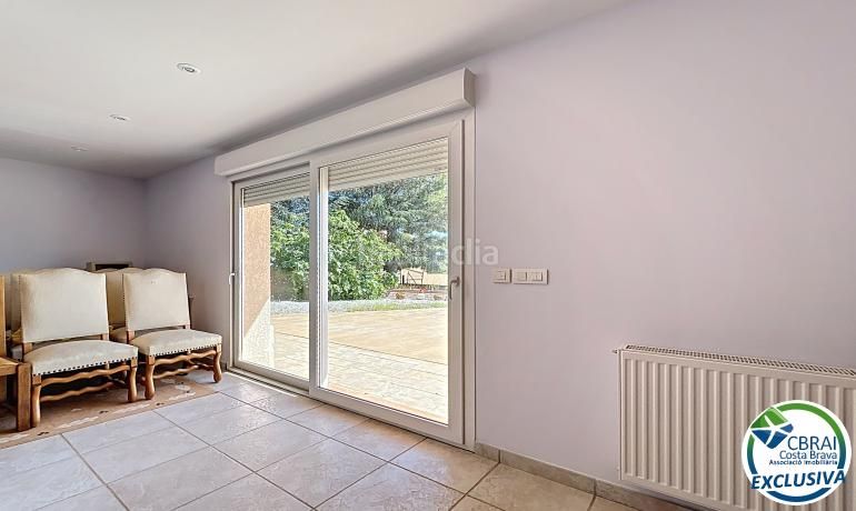 Foto 96673e49-426b-430b-8781-436cb85fc39e. Casa en calle xaloc - els olivars 8 8 casa en venta girona en Pau