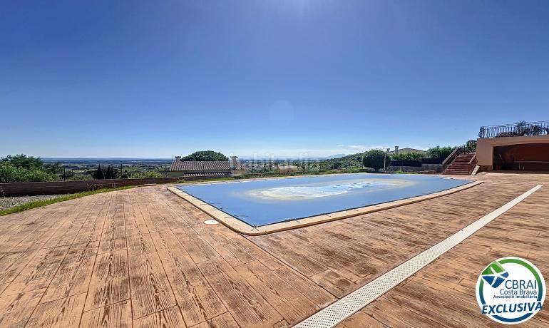 Foto b5f695fd-b267-4a41-9c48-fdd5f6d765c5. Casa en calle xaloc - els olivars 8 8 casa en venta girona en Pau