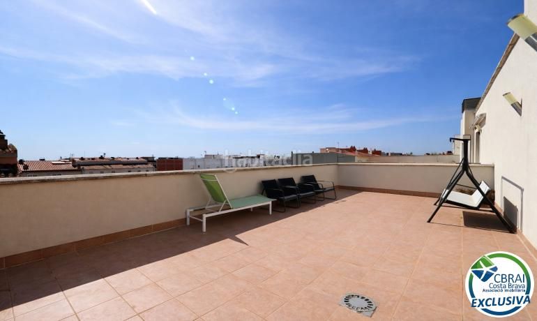 Foto 9581cad3-8e34-4c4e-b6d5-cdbb3df9e41e. Apartament amb calefacció a Centre Roses