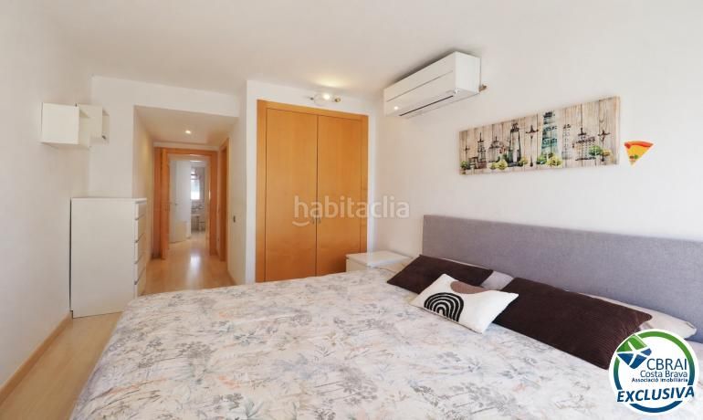 Foto b3e6be5f-8385-41c2-8614-b8c3227a1cc9. Apartament amb calefacció a Centre Roses