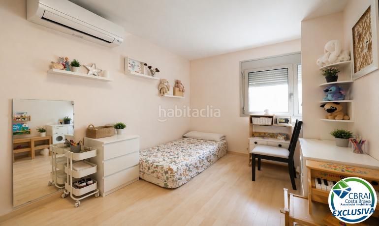 Foto edda5db7-6101-4548-bc96-a02579f45cb6. Apartament amb calefacció a Centre Roses