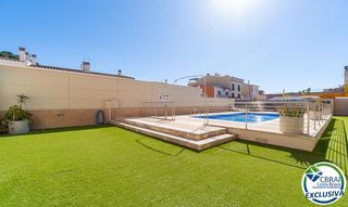 Apartment  Calle de viena 58 1 5 58. Apartamento en venta en roses girona