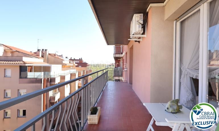 Foto 7432346d-5c8f-4a8e-a7b8-b78113f0e0f8. Apartament amb calefacció a Creu de la Mà Figueres