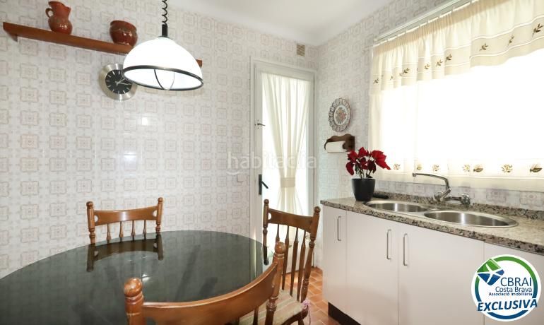 Foto b77eb310-7fe2-4e01-864f-97a160d8e445. Apartament amb calefacció a Creu de la Mà Figueres