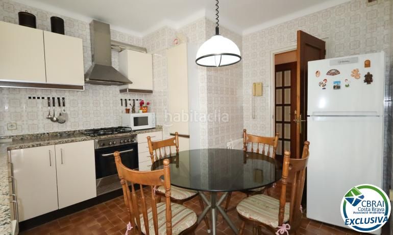 Foto e0eb9017-8898-4ec8-907c-80240dd8dbde. Apartament amb calefacció a Creu de la Mà Figueres