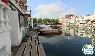 Maison  Calle porto fino 44 44. Casa en venta en empuriabrava girona