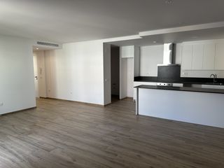 Rent Apartment in Carrer cap norfeu 8 plata 2 17480 roses 8. Apartamento en venta en roses girona