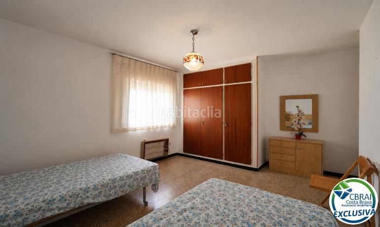 Foto b81d6502-1a58-4d23-a0b6-65c294bd88b9. Apartamento en avenida riera de la cuana 15 2 dr 15 apartamento en venta girona en Roses