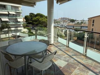 Apartament a Crtra. de besalu a roses, 17480 149. Apartamento en venta en roses girona