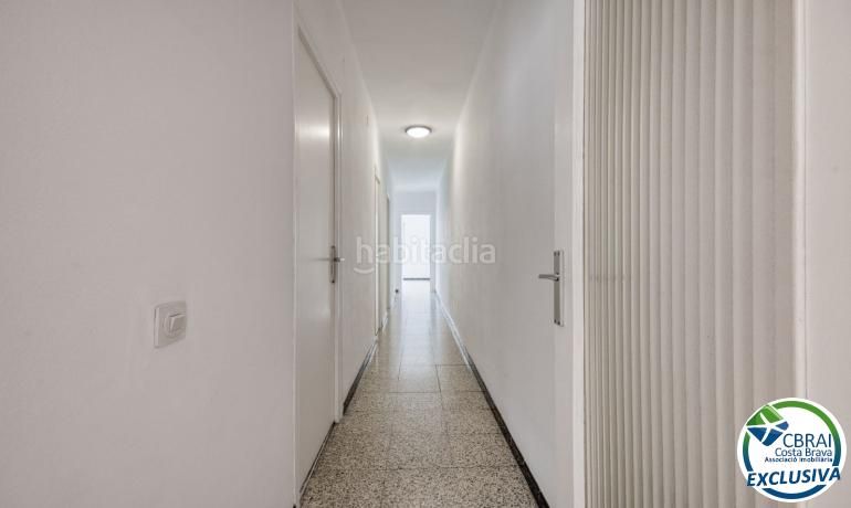 Foto cedd3816-23f6-40d0-a637-6d431b0ab765. Apartament a calle de cristofã²r colom 41 2 b 41 a Roses