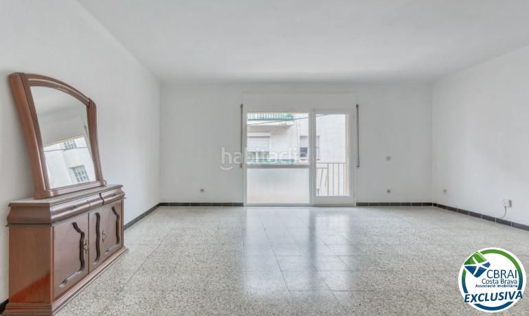 Foto d73073a4-7a78-4d50-84b5-4475be8d571d. Apartament a calle de cristofã²r colom 41 2 b 41 a Roses