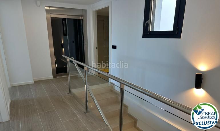 Foto 6fa4a5e8-e24a-4dcb-b9fe-1e3bef782f8c. Casa amb calefacció aparcament piscina a Puig Rom-Canyelles-Almadrava Roses