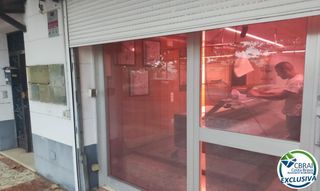 Local Comercial en Sector Puigmal 4D 7 00 01 7