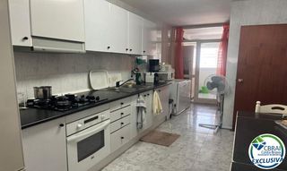 Apartment in Carrer Tirso de Molina 30 2 2 30