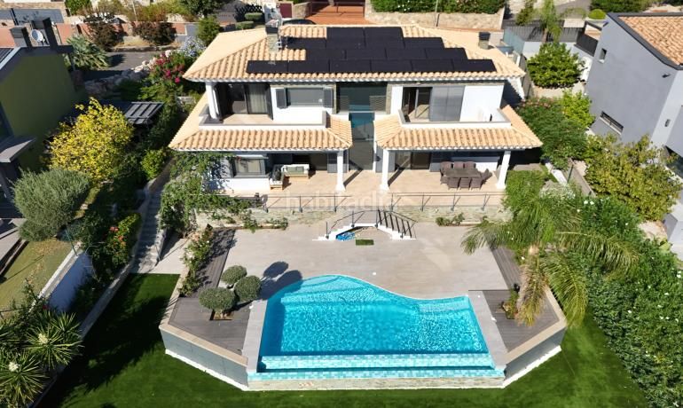 Foto 8e97a8e4-00ce-4422-815d-3027978a146c. Casa en carrer muntanyeta 31 31 casa en venta en palausaverdera girona en Palau-saverdera