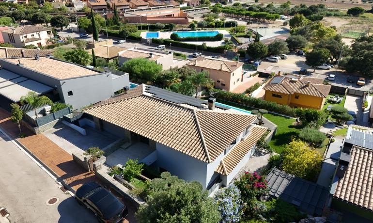 Foto a88957b2-ab2d-4765-8fef-50206e808793. Casa en carrer muntanyeta 31 31 casa en venta en palausaverdera girona en Palau-saverdera