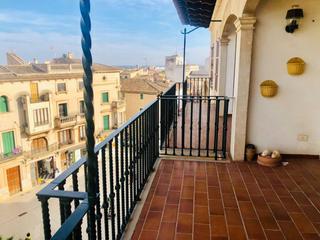 Penthouse in Plaza de espanya 54. Atico en venta en llucmajor interior