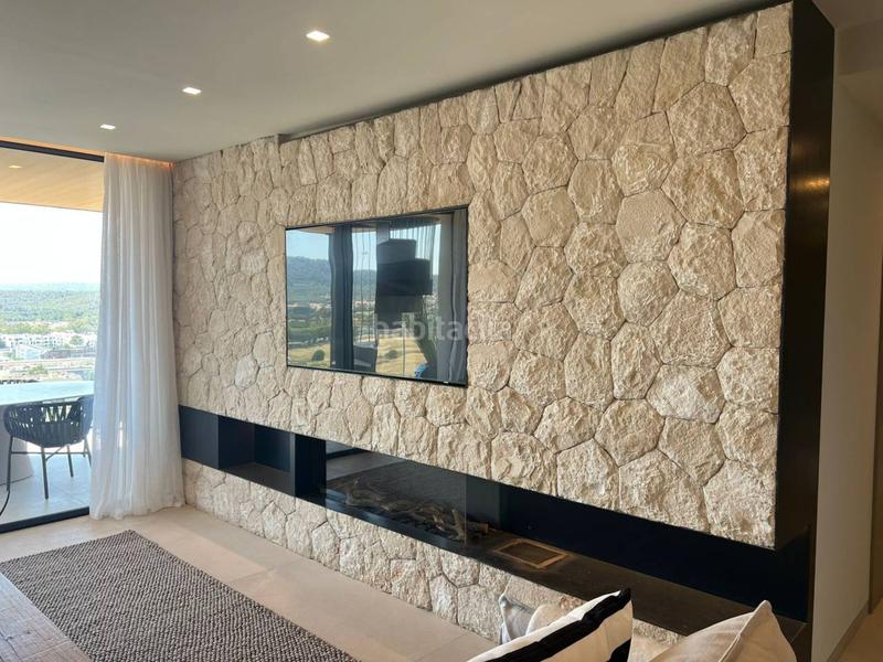 Foto a7f6cbf6-2264-4008-ba4e-8aee97f3fd43. Alquiler ático  con piscina privada y vistas al mar en santa ponça en Calvià