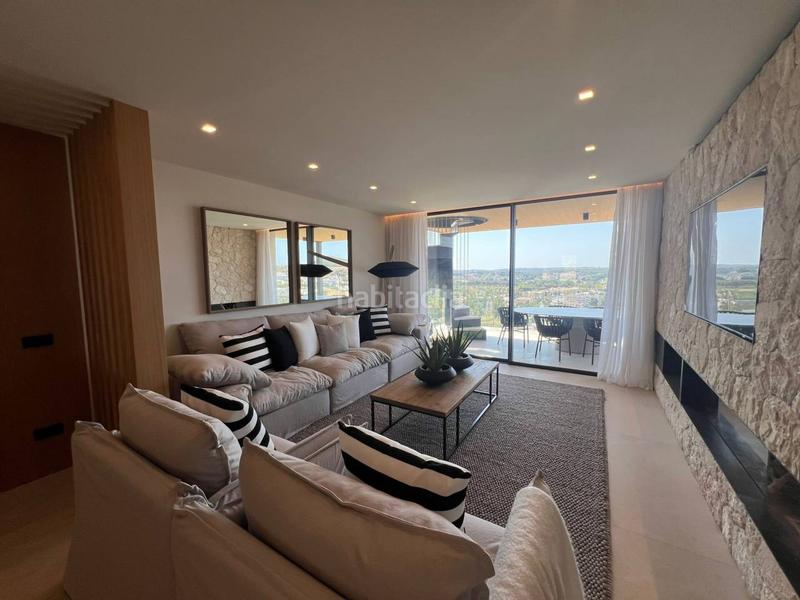 Foto aa004715-1dc9-4b15-b7a7-8c5ec111d2f6. Alquiler ático  con piscina privada y vistas al mar en santa ponça en Calvià