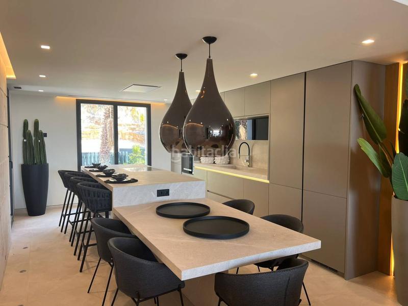 Foto d7262686-0c4e-41e8-b528-0b7ab2fe794a. Location attique avec parking piscine dans Costa de la Calma Calvià