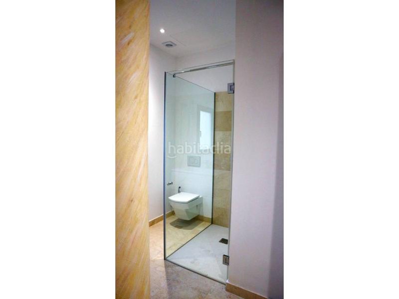 Foto 9993612c-d65c-4d9c-b346-440d2e418828. Alquiler apartamento planta baja con jardín en primera línea en Palma de Mallorca