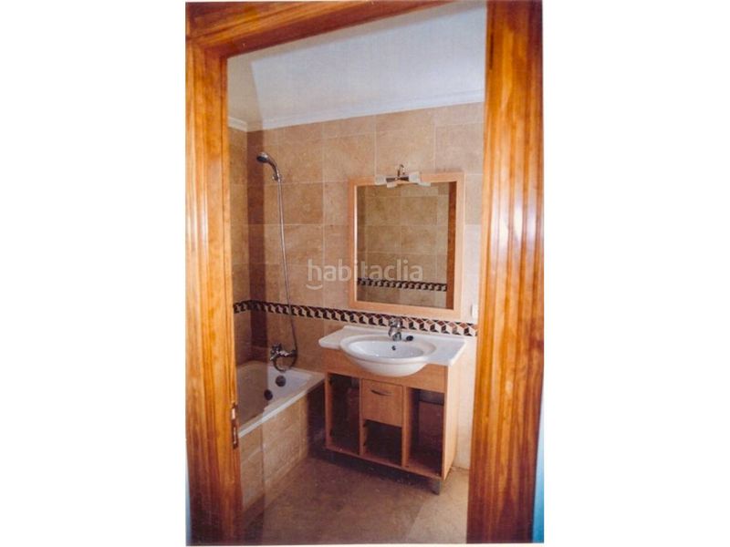 Foto 5ab60550-7751-4d57-ac5a-b06f6cafa8d4. Alquiler casa pareada en calle de orio 5 casa en alquiler en badia blavabadia grantolleric en Llucmajor