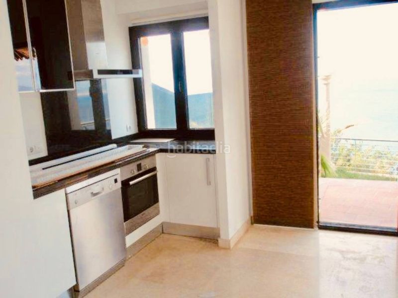 Foto d8cd22d6-f44d-4ee9-8772-353c5c3339dd. Alquiler casa pareada en calle de orio 5 casa en alquiler en badia blavabadia grantolleric en Llucmajor