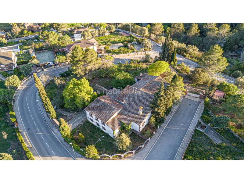 Foto d4881e57-8632-41e4-b26d-f96ec341975b. Masía en san andreu de la barca 36 masia en venta en Corbera de Llobregat