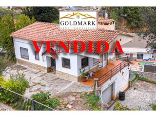 Casa a Calle font del ferro 28. Casa en venta en corbera de baix