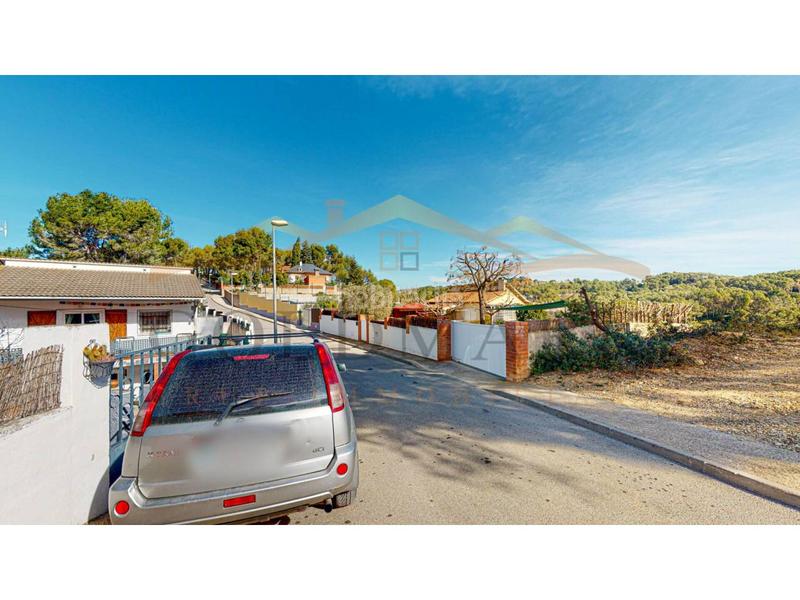 Foto 6bf349d3-ec1d-479b-85f4-ff7466cf9e96. Terreno residencial en can bosch 101 solar en venta en Sant Muçcastellnoucan mir en Rubí