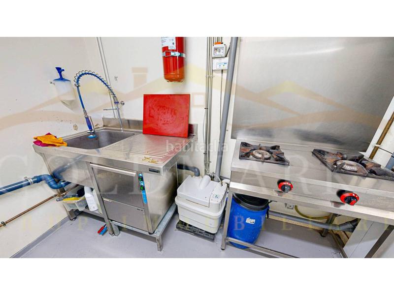 Foto 29c0d1c8-621b-46ee-bdd3-a92f760225c5. Transfer business premise in blasco ibáñez 4 in Can Tiana Ripollet