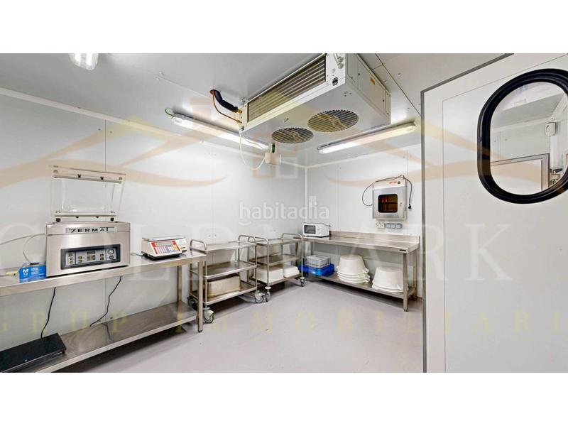 Foto 6775858c-615f-4e37-88aa-1bb6d3309a71. Traspàs local comercial a blasco ibáñez 4 a Can Tiana Ripollet