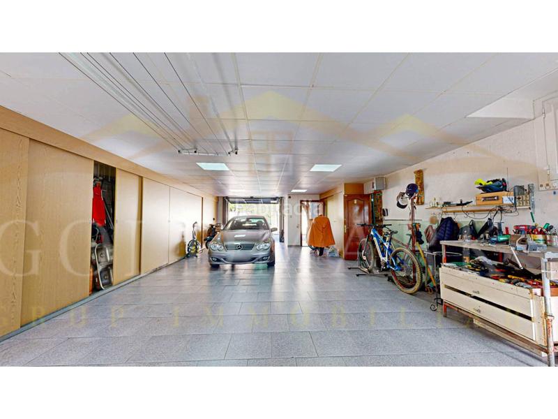 Foto 1fe93bf4-cb3d-488b-9eb1-f1ebdbca5daa. Casa adossada a lleó 28 a Ca n´Oriol Rubí