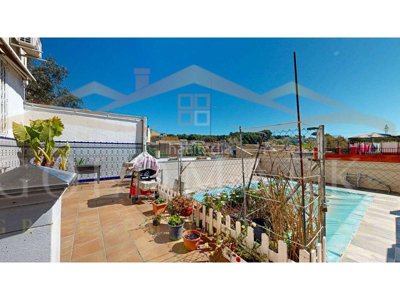 Foto 2ced2fa3-1043-4f18-bb65-436e5c5e51bf. Casa adossada a lleó 28 a Ca n´Oriol Rubí