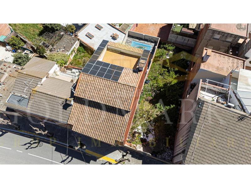 Foto 3a177e76-9c83-4035-979c-b0e92387b989. Casa adossada a lleó 28 a Ca n´Oriol Rubí