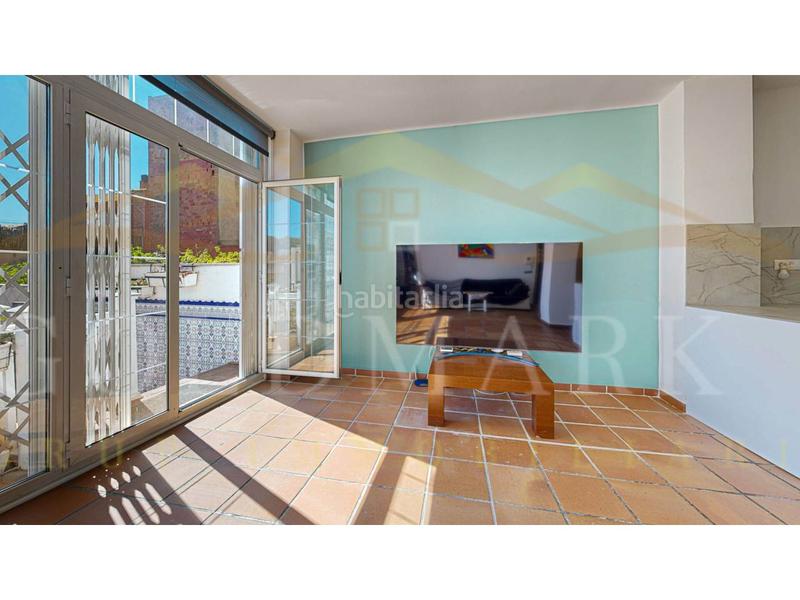 Foto 3c8e8332-815f-40df-a0ff-67fa474fad30. Casa adossada a lleó 28 a Ca n´Oriol Rubí