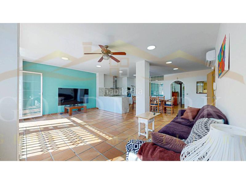 Foto 436f80e4-690d-406c-9b66-5434757856fb. Casa adossada a lleó 28 a Ca n´Oriol Rubí