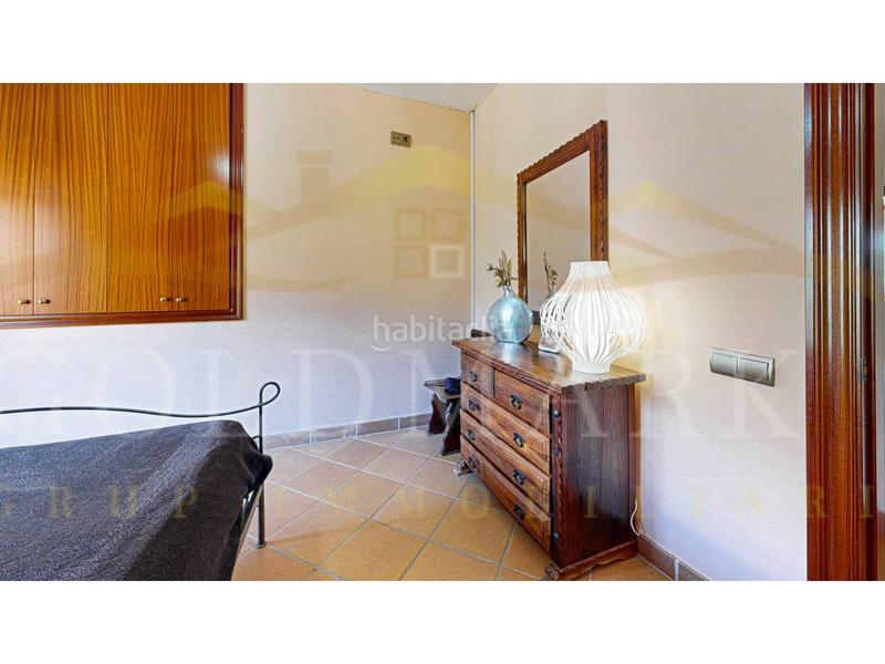 Foto 453fdbbf-0493-4edb-99c3-9ec7049f94a3. Casa adossada a lleó 28 a Ca n´Oriol Rubí