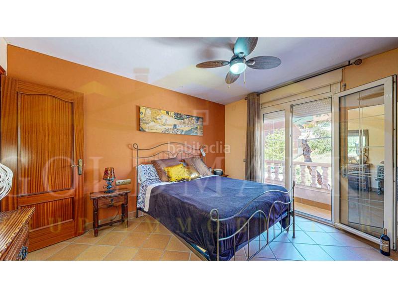 Foto 56b9a50d-06d0-4459-92b3-dfec74b0842a. Casa adossada a lleó 28 a Ca n´Oriol Rubí