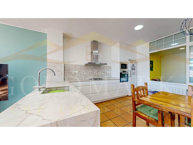 Foto 6a1aa62f-c58d-43fd-8e2a-5e9af2d5ea88. Casa adossada a lleó 28 a Ca n´Oriol Rubí