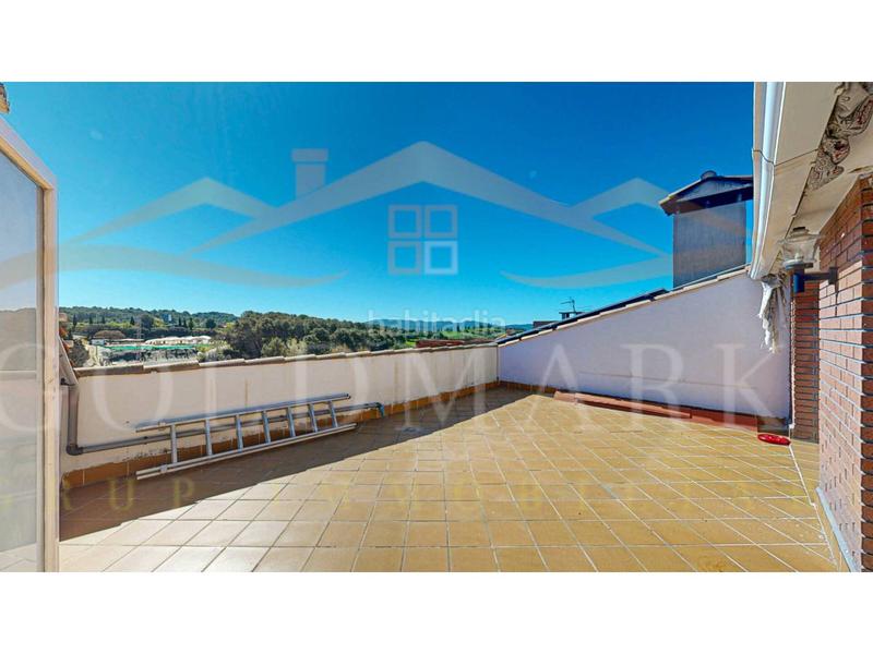 Foto 97f907c4-3712-47db-8ed2-f0fe82e614d6. Casa adossada a lleó 28 a Ca n´Oriol Rubí