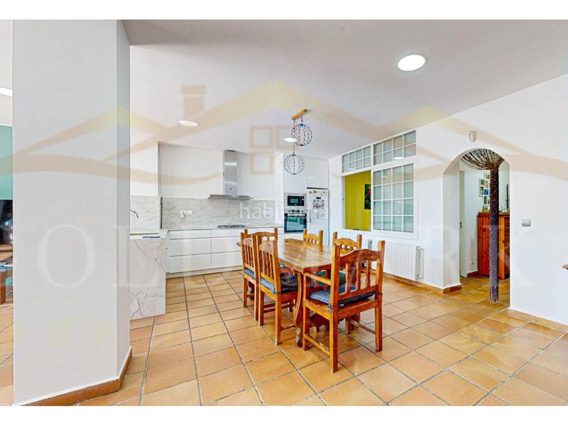 Foto a026c19b-8d42-4054-9b25-aef7f01e30bd. Casa adossada a lleó 28 a Ca n´Oriol Rubí