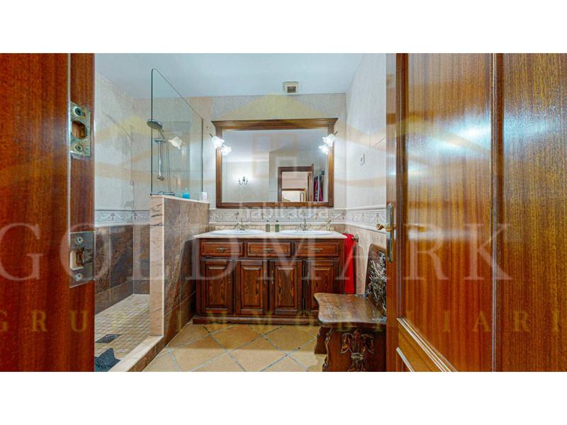 Foto c7001933-70aa-4d3a-89ee-a9dd7d3df501. Casa adossada a lleó 28 a Ca n´Oriol Rubí