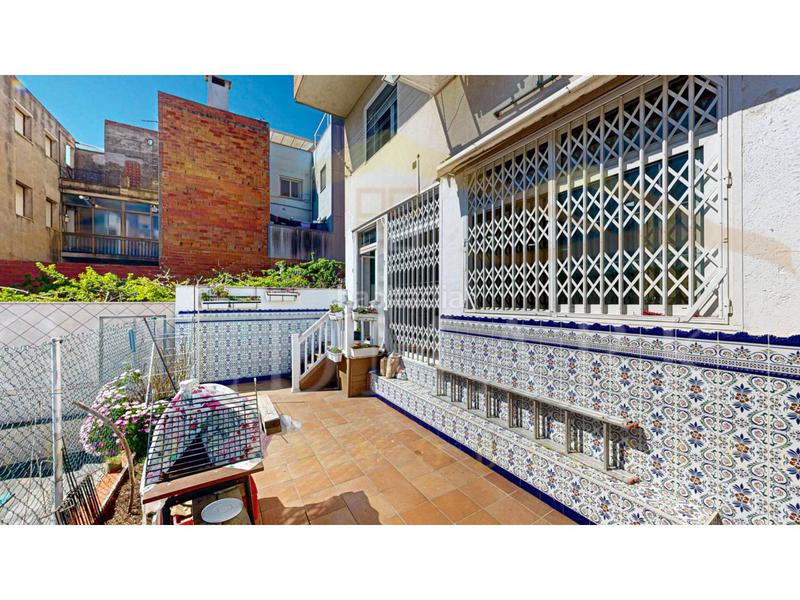 Foto ea6459ad-0a53-40db-a19f-a61daf05a746. Casa adossada a lleó 28 a Ca n´Oriol Rubí