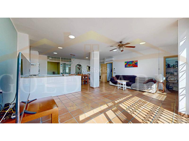 Foto fd9f81e6-4617-4b0e-b07f-bd2c2d7e49eb. Casa adossada a lleó 28 a Ca n´Oriol Rubí