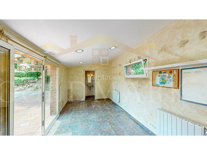 Foto bdcdd59f-7f3f-450c-b012-091fa029a4ff. Casa a calle rafael alberti 18 a Corbera de Llobregat