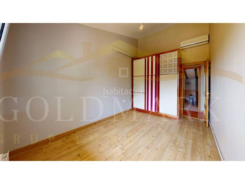 Foto de554af3-bb6f-47a2-9a11-e502643783c9. Casa a calle rafael alberti 18 a Corbera de Llobregat