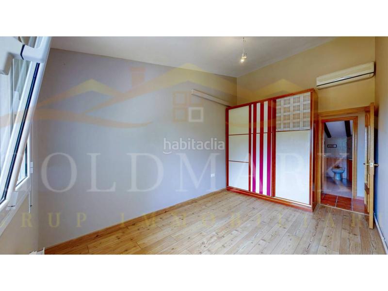 Foto e24626c6-c935-4fb4-ae48-e7f6a0e07194. Casa a calle rafael alberti 18 a Corbera de Llobregat