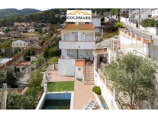 Casa  Illa 46. Vea el tour virtual 3d en 4k y video aereo